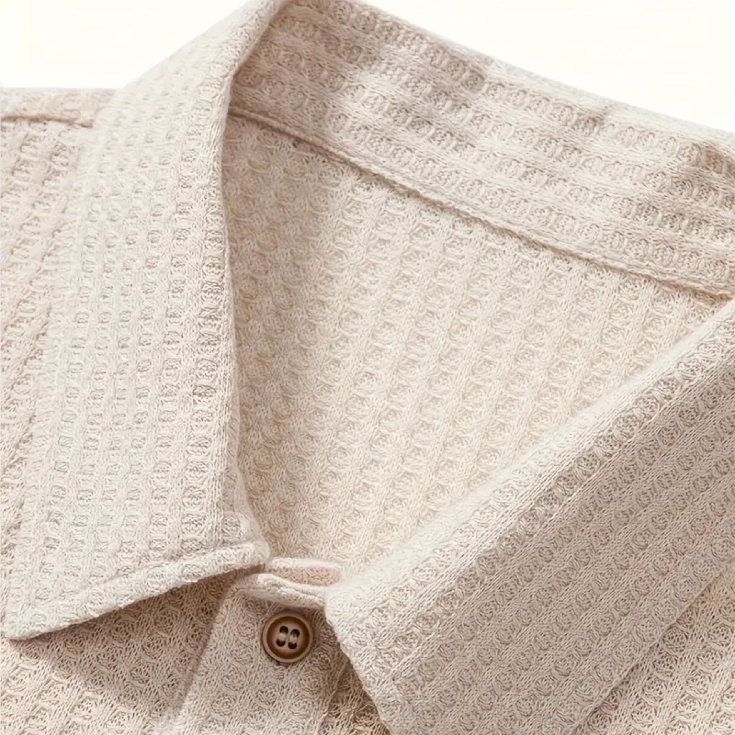 Alveraine | Men’s Classic Textured Polo Shirt – Refined Everyday Style