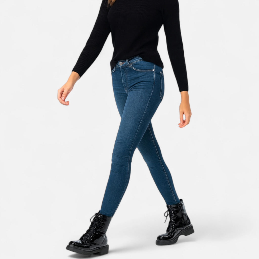 Lurvain | Women’s Mid Heel Croc-Pattern Ankle Boots